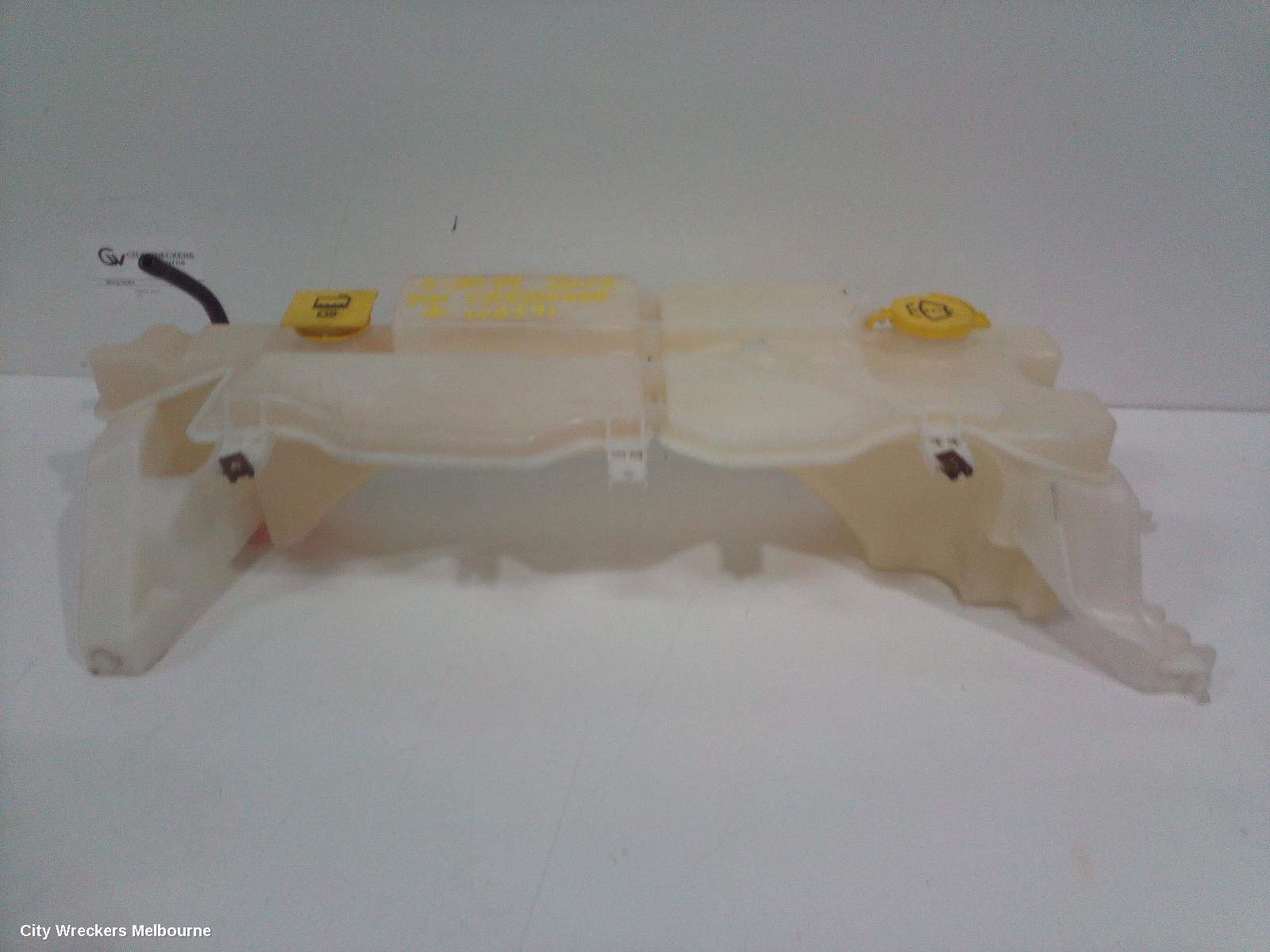 JEEP CHEROKEE WASHER BOTTLE, KK, PETROL, 11/2007 - 10/2012