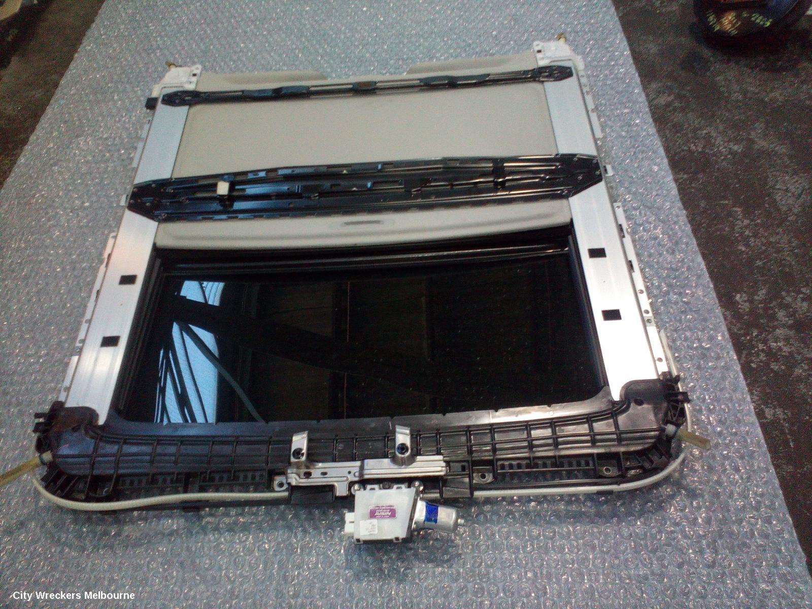 LEXUS RX SERIES ROOF GLASS/SUNROOF/T, SUNROOF, AL10, 12/2008 - 08/2015